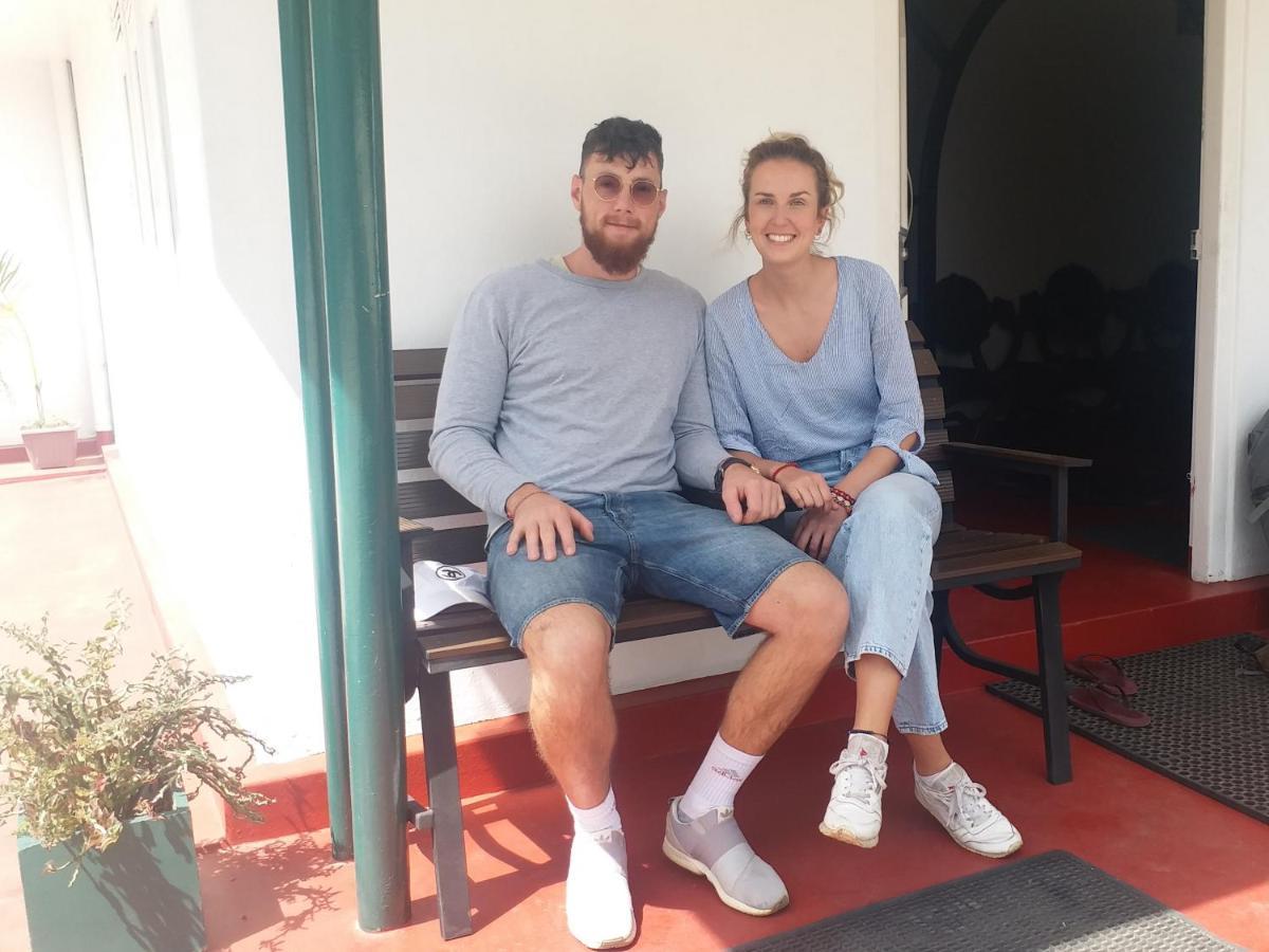 Kpl Holiday Homes Хатон Екстериор снимка